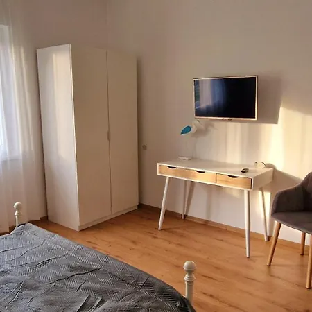 Garden House Apartman *