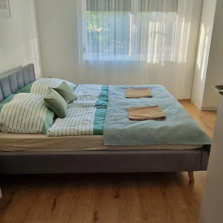 Garden House Apartman *